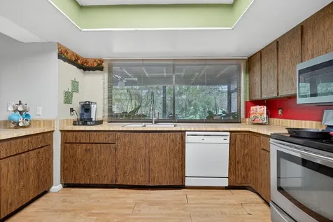 8011 45th Way Palm Beach Gardens FL 33418