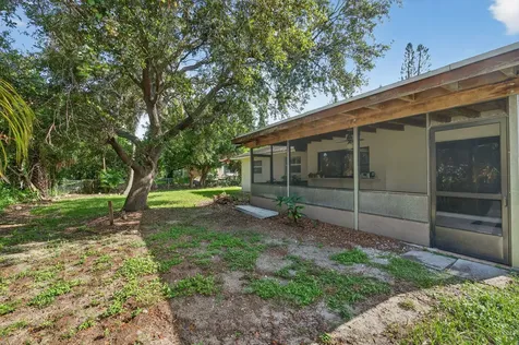 8011 45th Way Palm Beach Gardens FL 33418