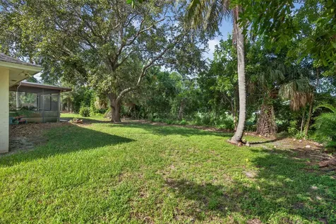 8011 45th Way Palm Beach Gardens FL 33418