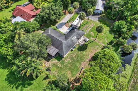 8011 45th Way Palm Beach Gardens FL 33418