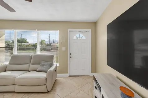 2841 Ne 8th Terrace Pompano Beach FL 33064