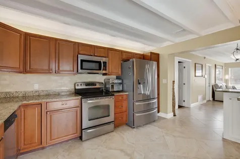 2841 Ne 8th Terrace Pompano Beach FL 33064