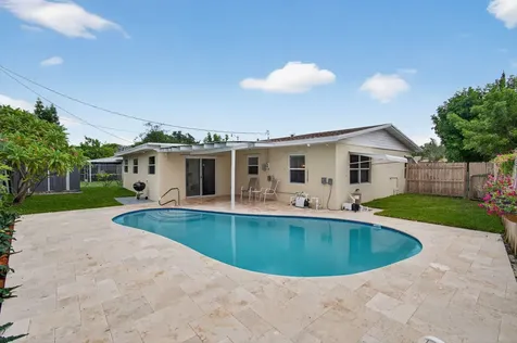 2841 Ne 8th Terrace Pompano Beach FL 33064
