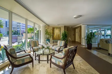215 N Birch Road Fort Lauderdale FL 33304