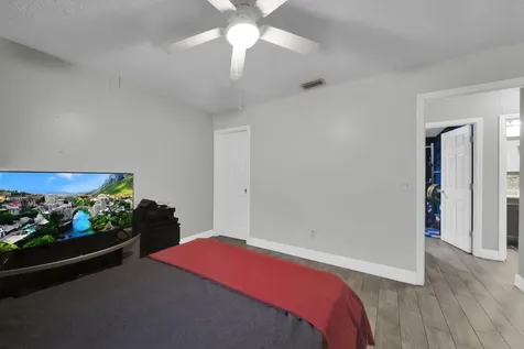 2718 Se Buccaneer Circle Port Saint Lucie FL 34952