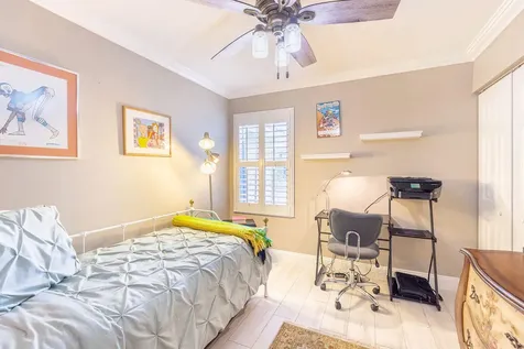 1038 Jeffery Street Boca Raton FL 33487