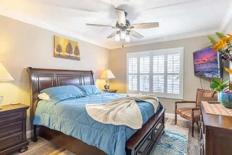 1038 Jeffery Street Boca Raton FL 33487