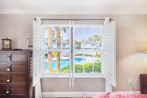 1038 Jeffery Street Boca Raton FL 33487