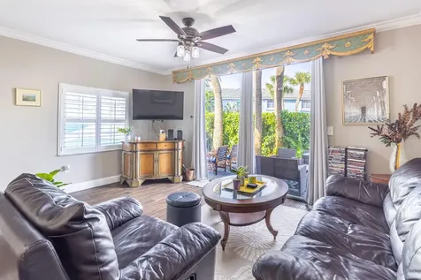 1038 Jeffery Street Boca Raton FL 33487