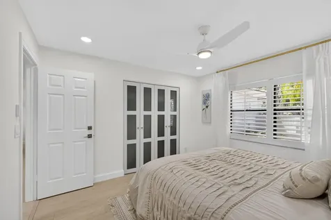 479 Prestwick Circle Palm Beach Gardens FL 33418
