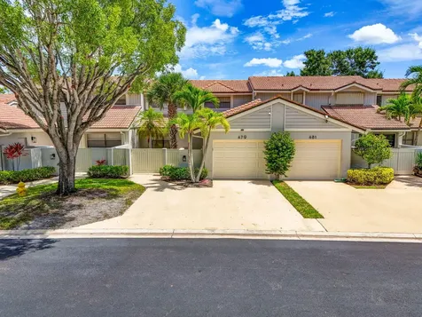 479 Prestwick Circle Palm Beach Gardens FL 33418