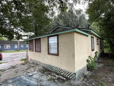 435 N 15th Street Fort Pierce FL 34950
