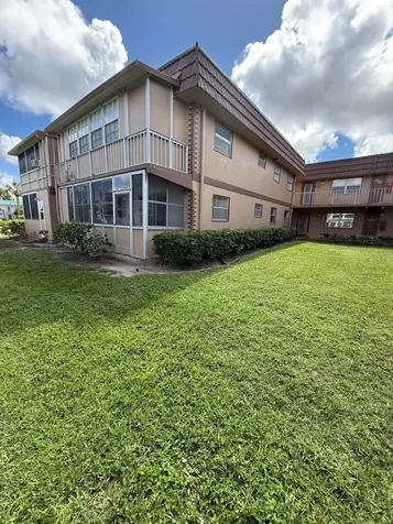 580 Brittany M Delray Beach FL 33446