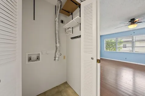 5270 Nesting Way Delray Beach FL 33484