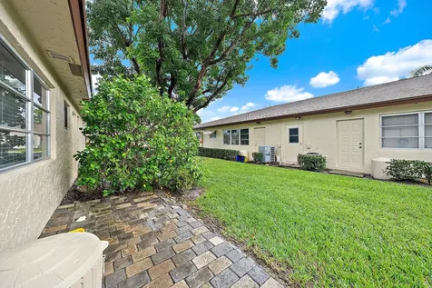 5270 Nesting Way Delray Beach FL 33484
