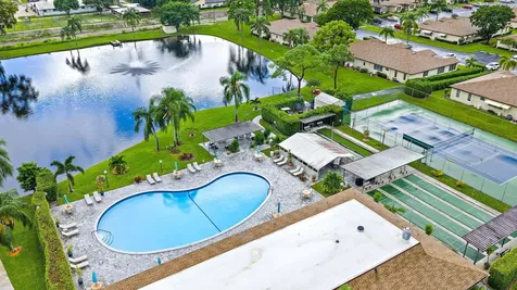 5270 Nesting Way Delray Beach FL 33484