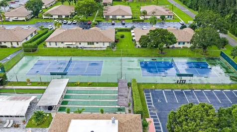 5270 Nesting Way Delray Beach FL 33484