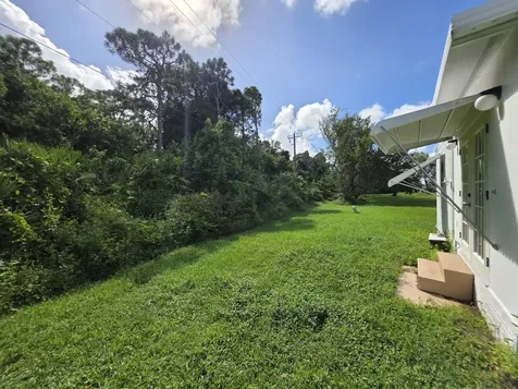 221 Camino Del Rio Port Saint Lucie FL 34952