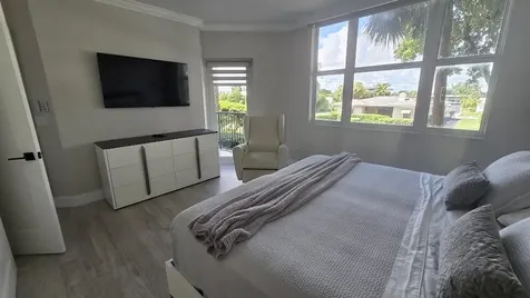 191 SE 20 Avenue Deerfield Beach FL 33441