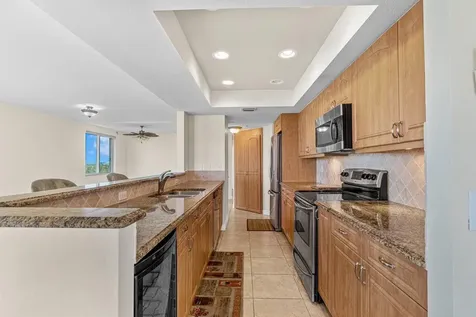 2880 NE 14th Street Causeway Pompano Beach FL 33062