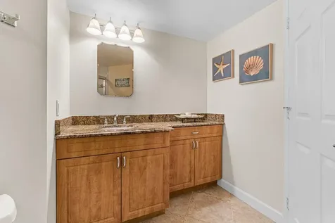 2880 NE 14th Street Causeway Pompano Beach FL 33062
