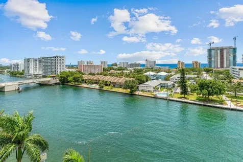 2880 NE 14th Street Causeway Pompano Beach FL 33062