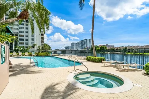2880 NE 14th Street Causeway Pompano Beach FL 33062