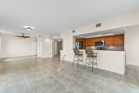 2880 NE 14th Street Causeway Pompano Beach FL 33062