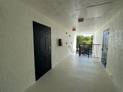 110 Villa Circle Boynton Beach FL 33435