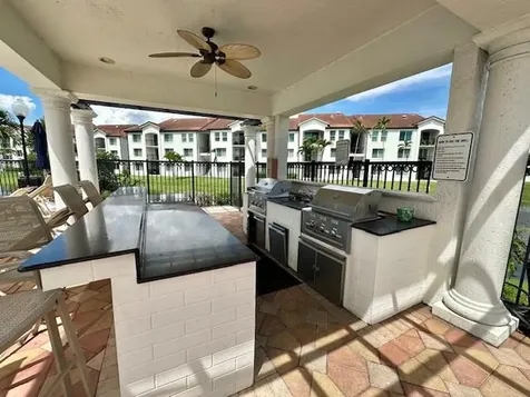110 Villa Circle Boynton Beach FL 33435