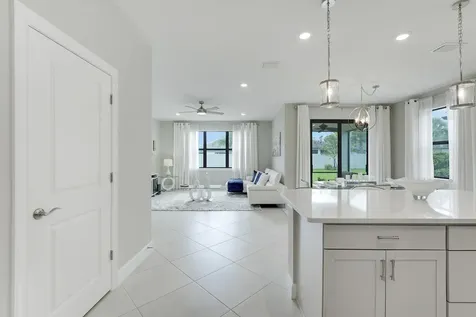534 Se Crathes Street Port Saint Lucie FL 34984