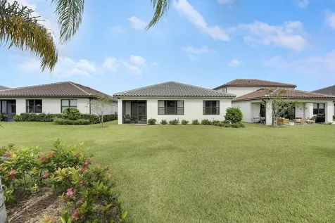 534 Se Crathes Street Port Saint Lucie FL 34984
