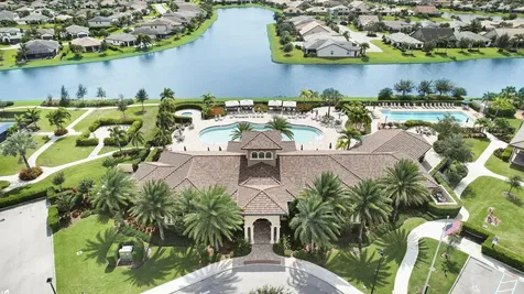 534 Se Crathes Street Port Saint Lucie FL 34984