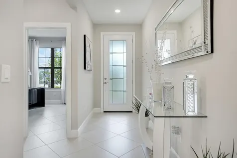 534 Se Crathes Street Port Saint Lucie FL 34984