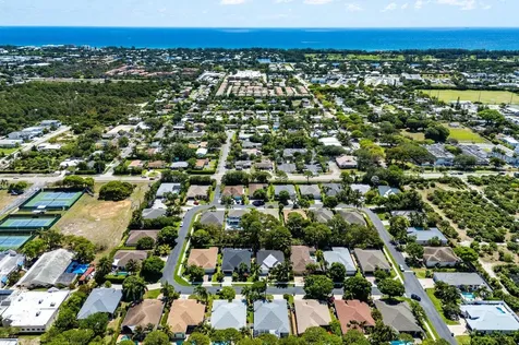 54 Lake Eden Drive Boynton Beach FL 33435