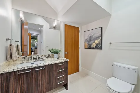 2832 Ne 21st Court Fort Lauderdale FL 33305