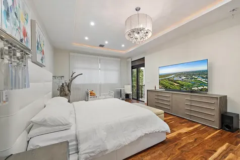 2832 Ne 21st Court Fort Lauderdale FL 33305