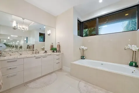 2832 Ne 21st Court Fort Lauderdale FL 33305