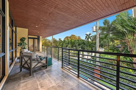 2832 Ne 21st Court Fort Lauderdale FL 33305