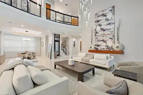 2832 Ne 21st Court Fort Lauderdale FL 33305