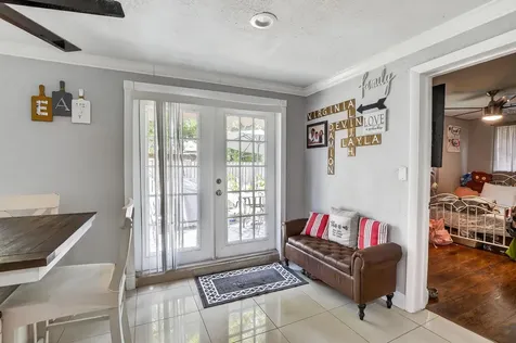 7451 Nw 21st Street Sunrise FL 33313