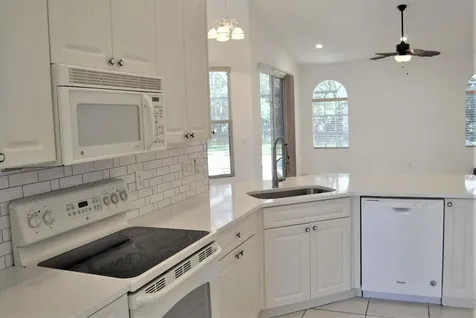 176 Sw Fernleaf Trail Port Saint Lucie FL 34953