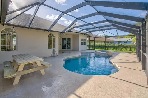 176 Sw Fernleaf Trail Port Saint Lucie FL 34953