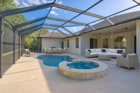 176 Sw Fernleaf Trail Port Saint Lucie FL 34953