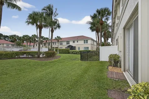 6120 Seminole Gardens Circle Riviera Beach FL 33418