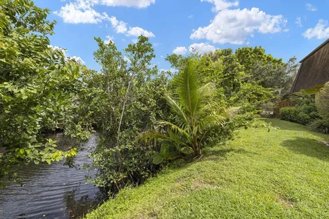 110 N Delaware Boulevard Jupiter FL 33458