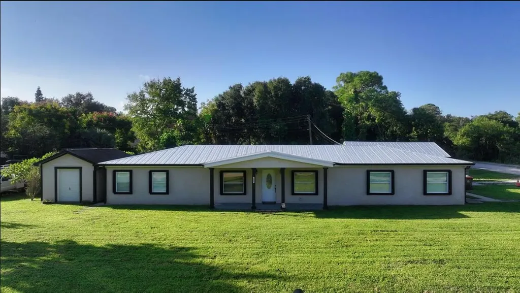 3485 1st Lane Vero Beach FL 32968