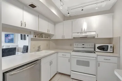 3912 S Ocean Boulevard Highland Beach FL 33487