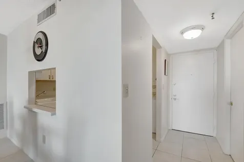 3912 S Ocean Boulevard Highland Beach FL 33487