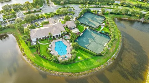 101 Casa Grande Court Palm Beach Gardens FL 33418